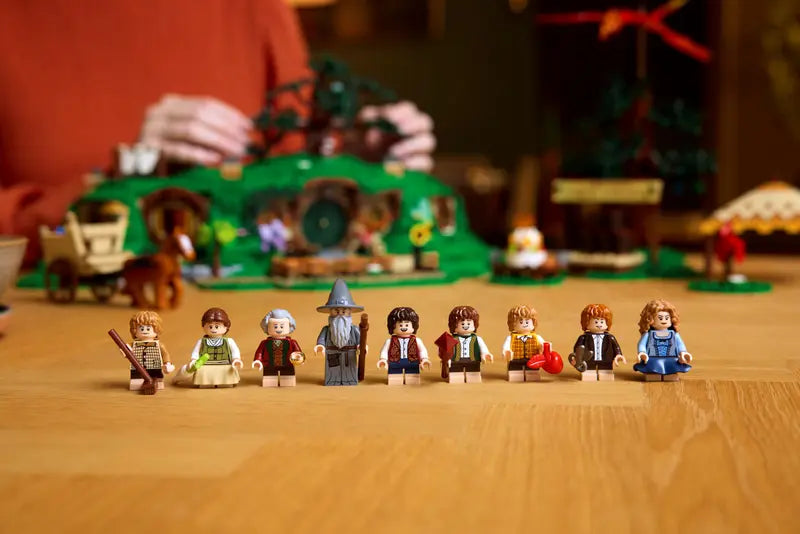 LEGO 10354 ICONS THE LORD OF THE RINGS - THE SHIRE