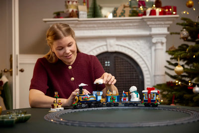 LEGO 10361 ICONS - HOLIDAY EXPRESS TRAIN