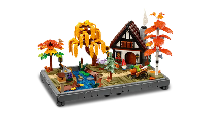LEGO 11372  ICONS - AUTUMN COTTAGE GARDEN - Toyworld Frankston