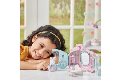 SYLVANIAN FAMILIES - STYLE AND SPARKLE DRESSING ROOM
