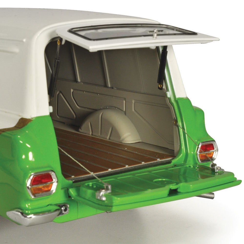 CLASSIC CARLECTABLE 1:18 HOLDEN EH PANEL VAN - TASTES OF AUSTRALIA COLLECTION MILO