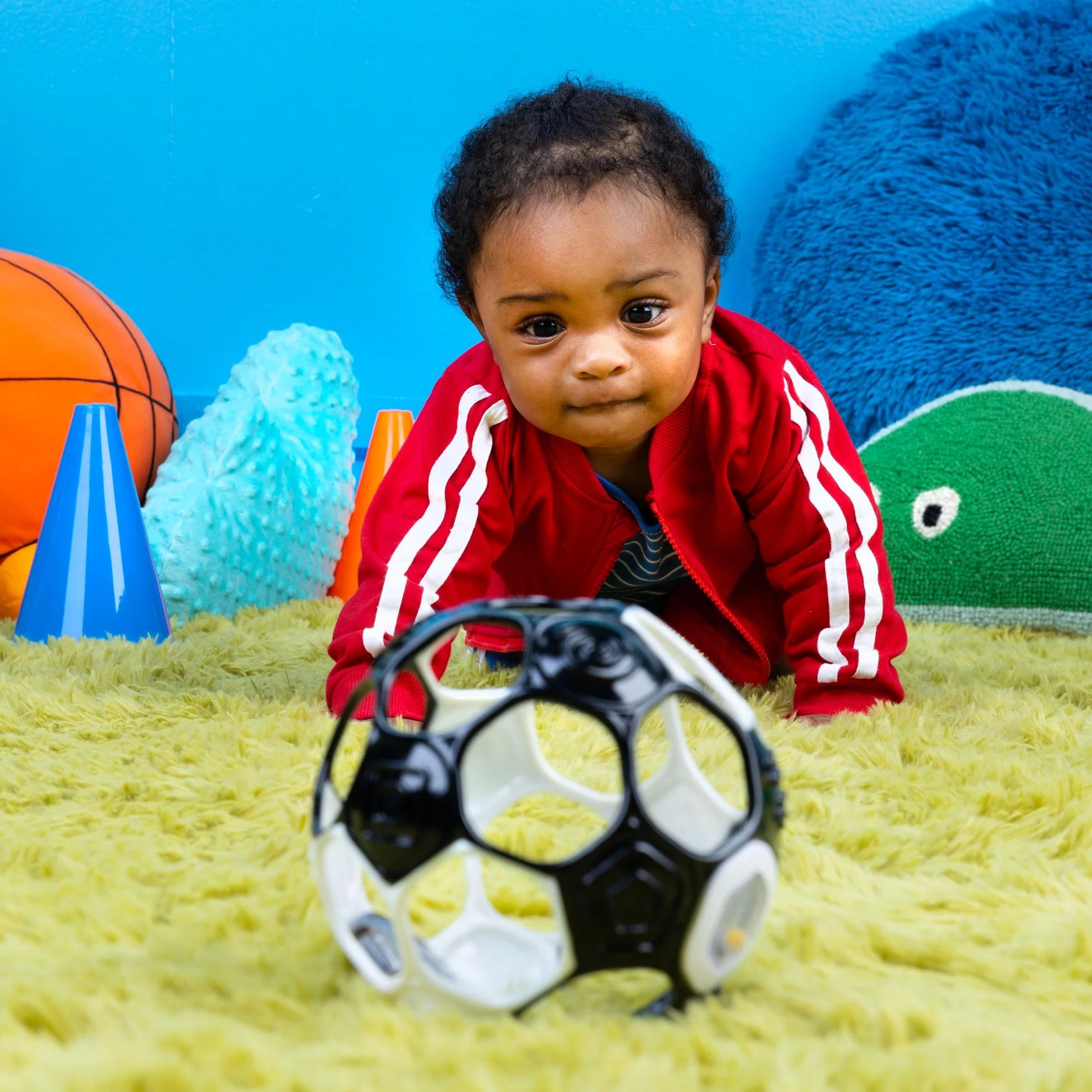 OBALL RATTLE SOCCER BALL BLACK & WHITE - Toyworld Frankston