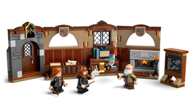 LEGO 76442 HARRY POTTER HOGWARTS CASTLE: CHARMS CLASS