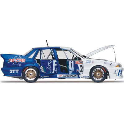 CLASSIC CARLECTABLES 1:18 HOLDEN VL COMMODORE 1988 BATHURST - Toyworld Frankston