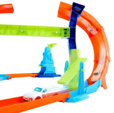 HOT WHEELS CORKSCREW JUMP CHAMPION