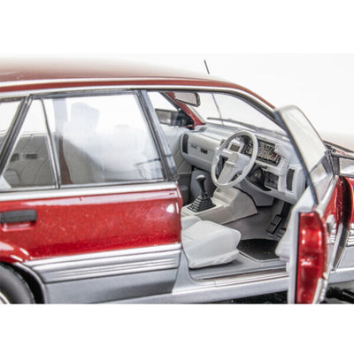 DDA 1:24 HOLDEN VL CALAIS  - RED/SILVER