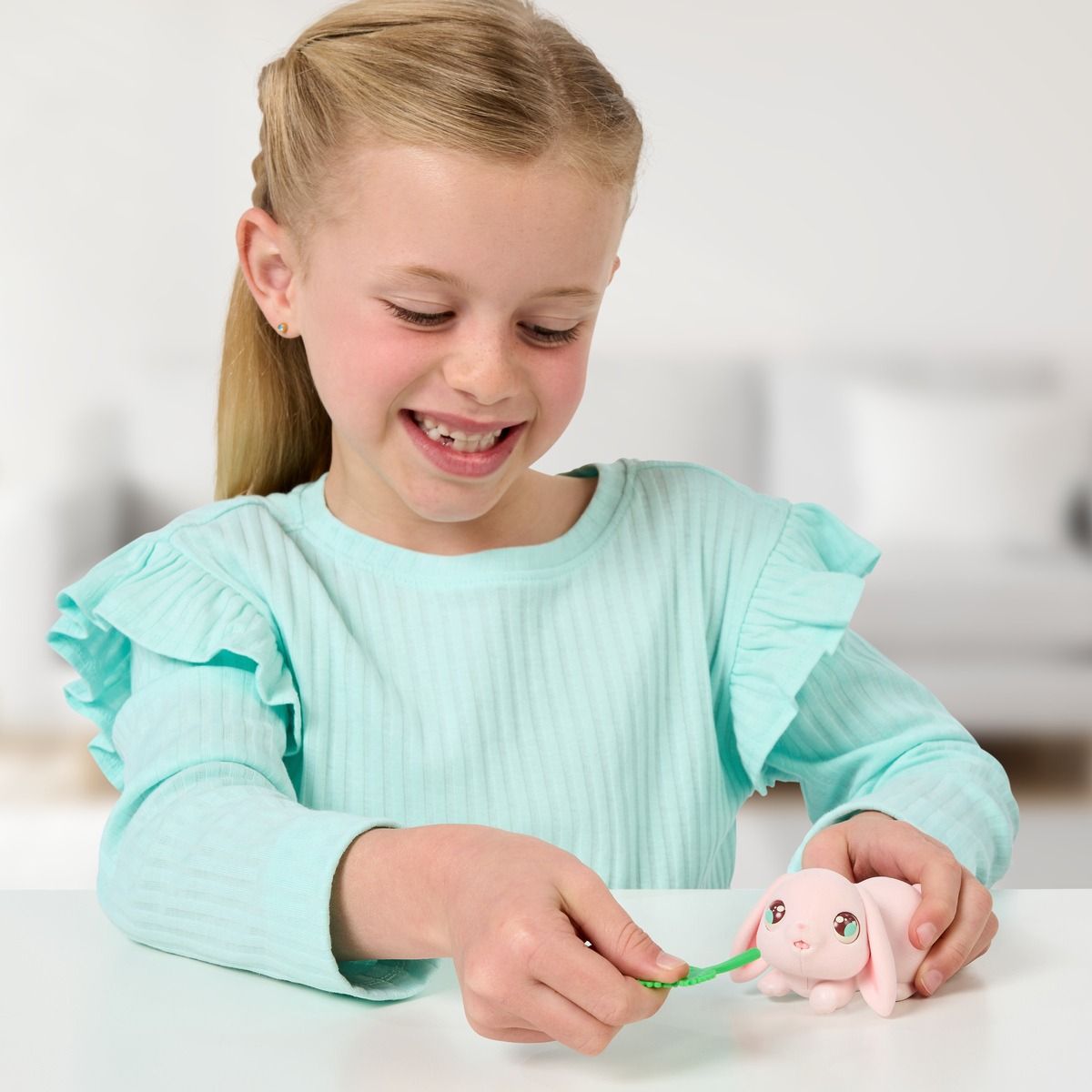 LITTLE LIVE PETS MAMA SURPRISE MINI BUNNY