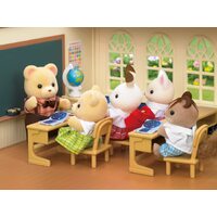 SYLVANIAN FAMILIES COUNTRY TREE SCHOOL