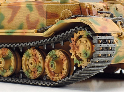 TAMIYA 1/48 GERMAN HEAVY TANK DESTROYER ELEFANT - Toyworld Frankston
