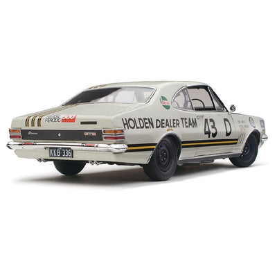 CLASSIC CARLECTABLES 1:18 HOLDEN HT MONARO 1969 BATHURST