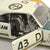 CLASSIC CARLECTABLES 1:18 HOLDEN HT MONARO 1969 BATHURST