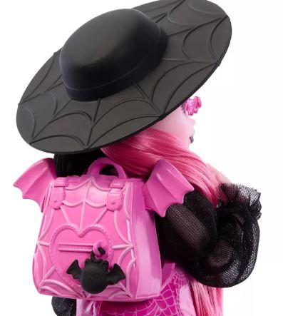 MONSTER HIGH - CORE REFRESH FASHION DOLL - DRACULAURA - Toyworld Frankston