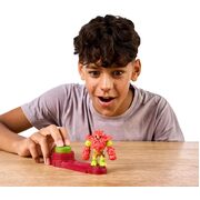 AKEDO BEAST STRIKE BATTLE GIANTS - TITAN FLYSWAT - Toyworld Frankston