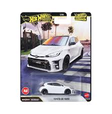 HOT WHEELS PREMIUM BOULEVARD 146 - TOYOTA GR YARIS