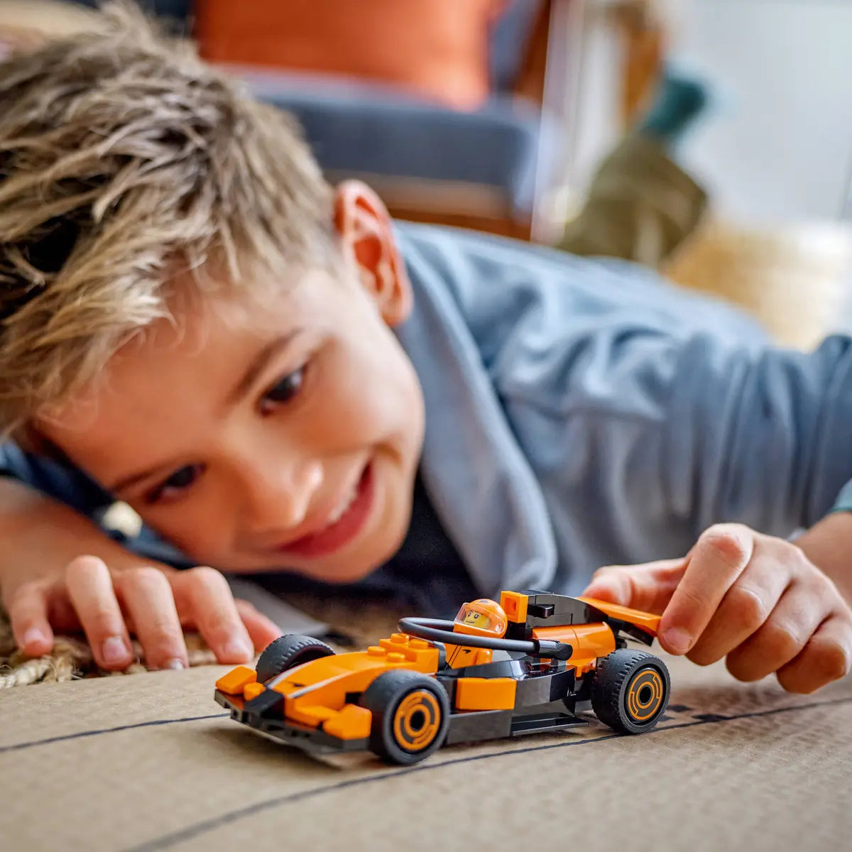 LEGO CITY 60442 F1 DRIVER WITH MCLAREN RACE CAR