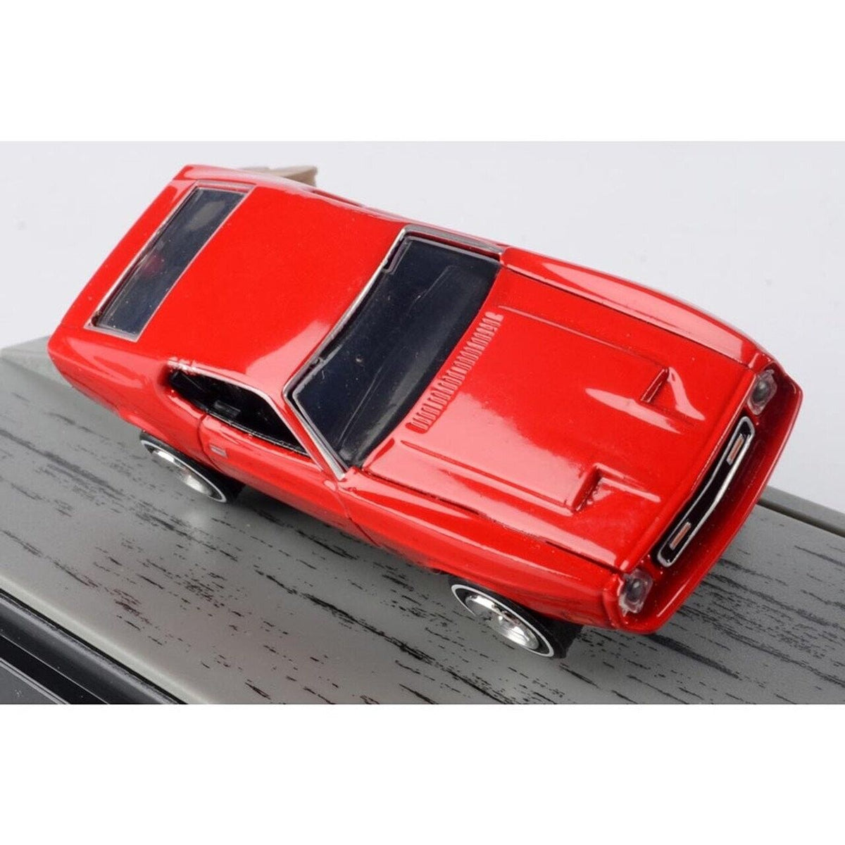 MOTORMAX 1:64 DIECAST MODEL - JAMES BOND 'DIAMONDS ARE FOREVER' (1971) - 1971 FORD MUSTANG MACH 1