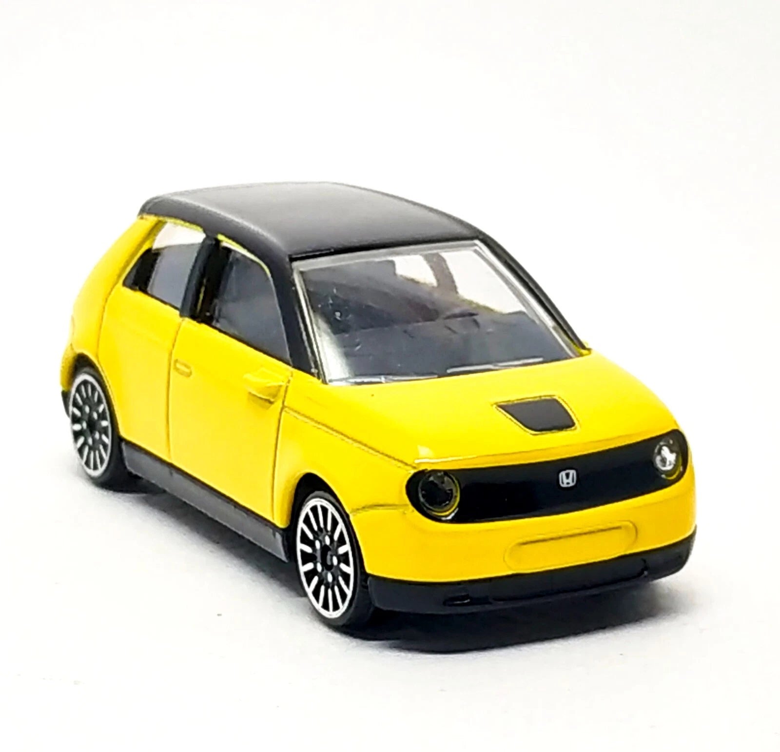 MAJORETTE STREET CARS - YELLOW WITH BLACK ROOF HONDA E