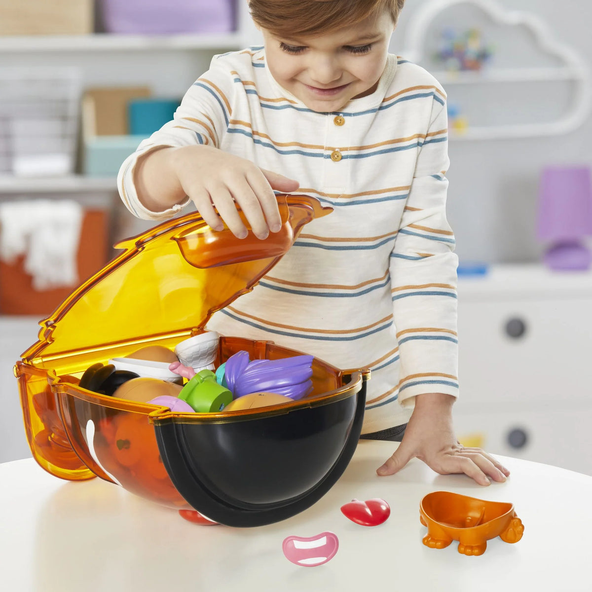 MR POTATO HEAD - SUPER SPUD 42 PIECES
