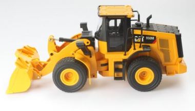 DIECAST MASTERS HOBBY RANGE RADIO CONTROL RC 1:24 950M WHEEL LOADER